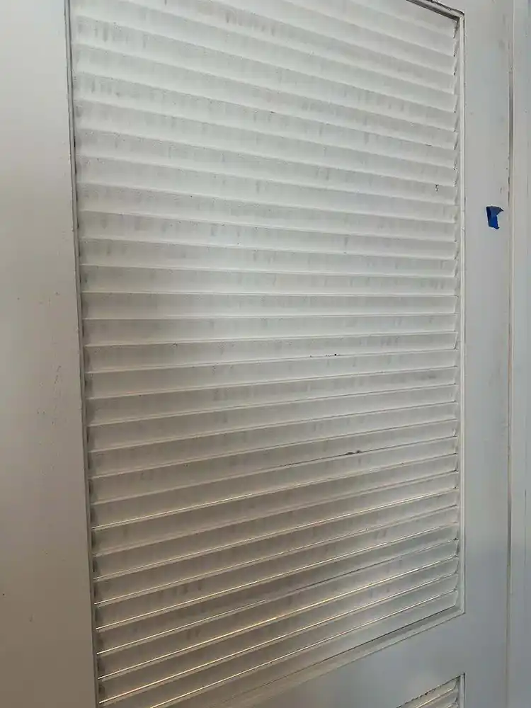 Air-return louver cleaning before cleaning