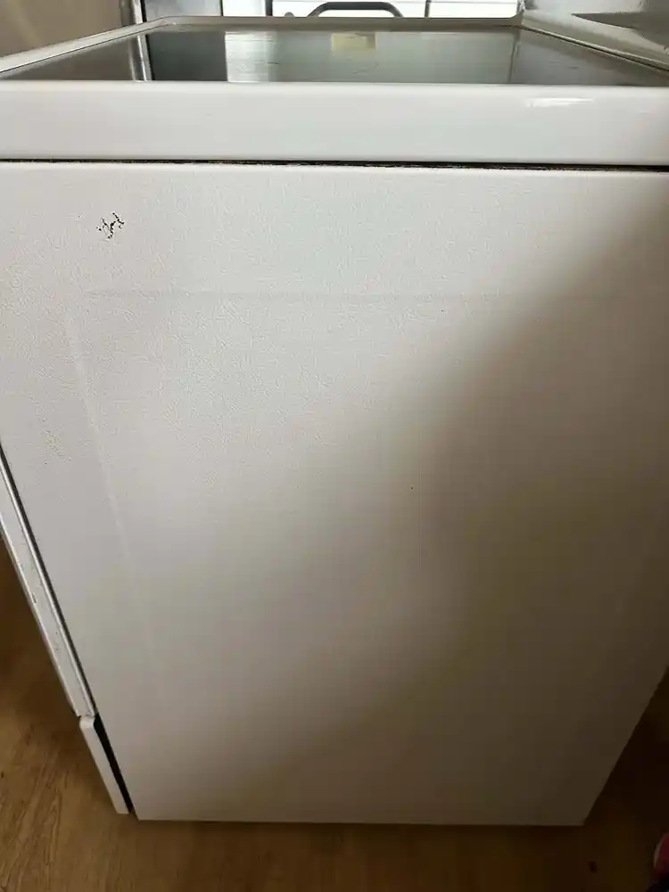 Complete stove exterior detail after cleaning